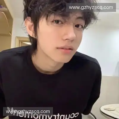 喻闯蒙